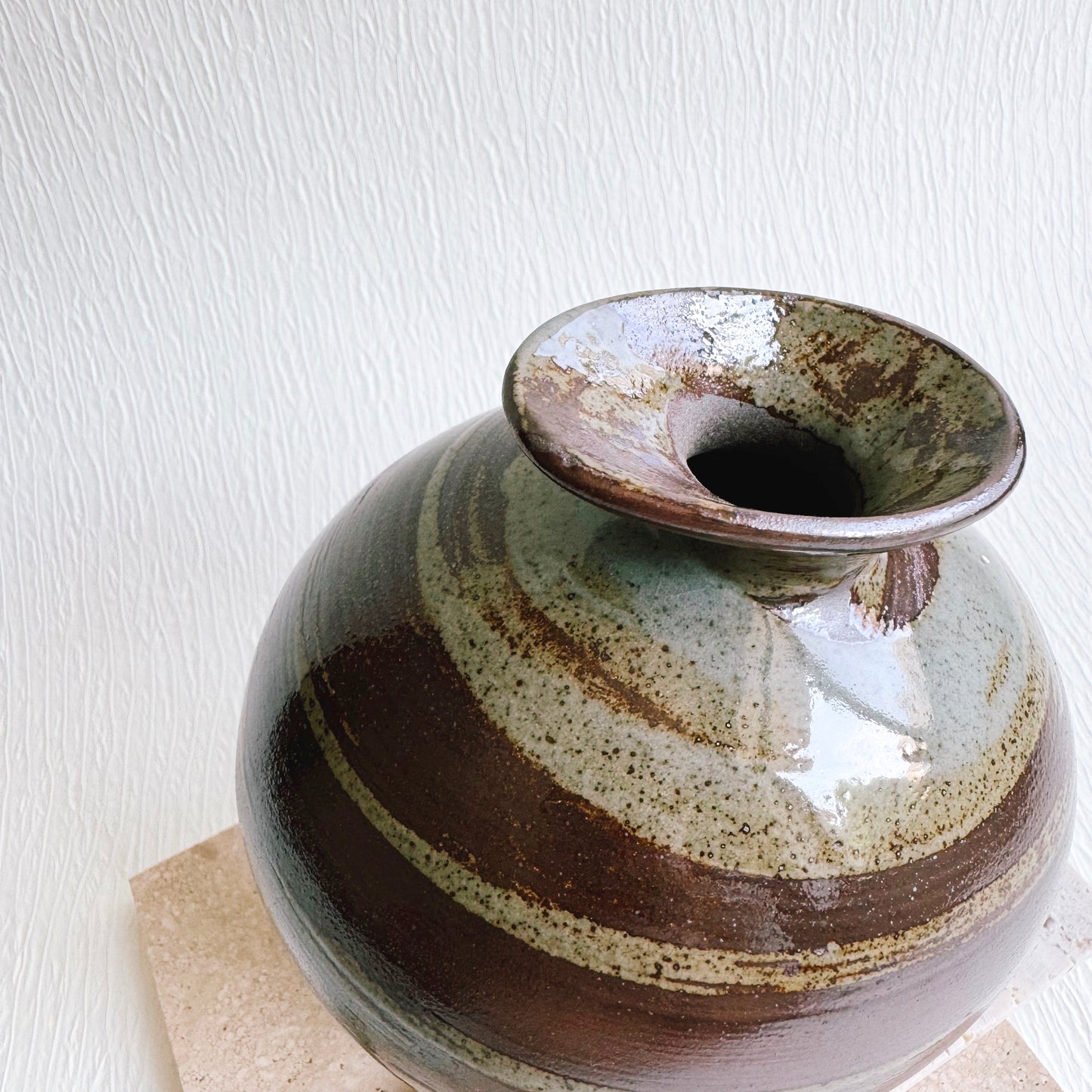 THE VASE