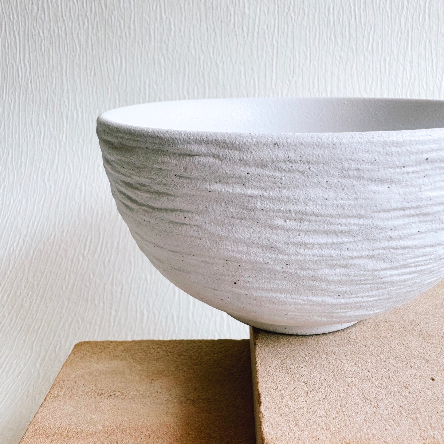 THE DINING BOWL