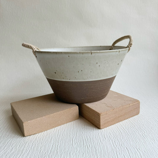 THE ROPE-HANDLES SERVING BOWL