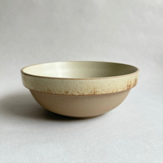 THE TWO-TONE DEEP BOWL