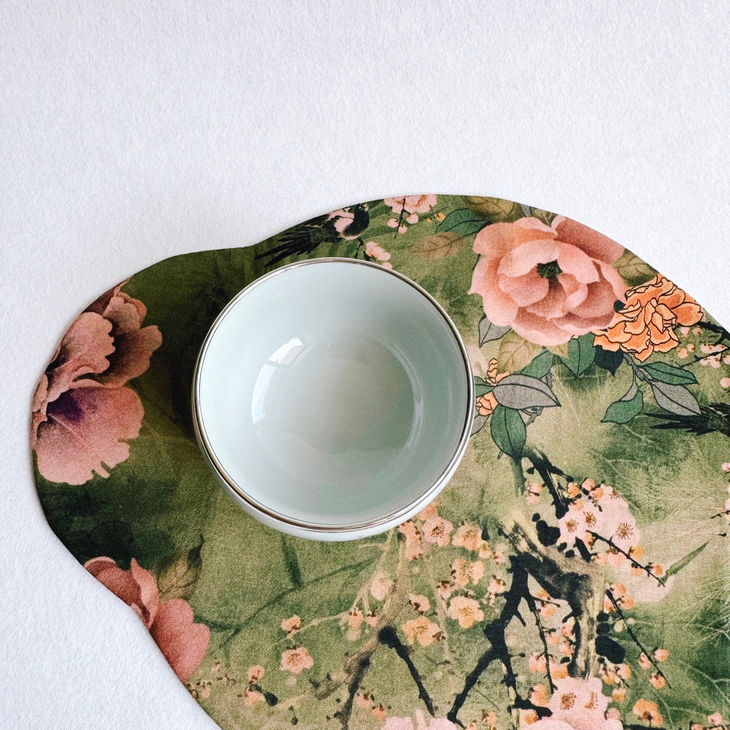 THE PLUM BLOSSOM TEACUP