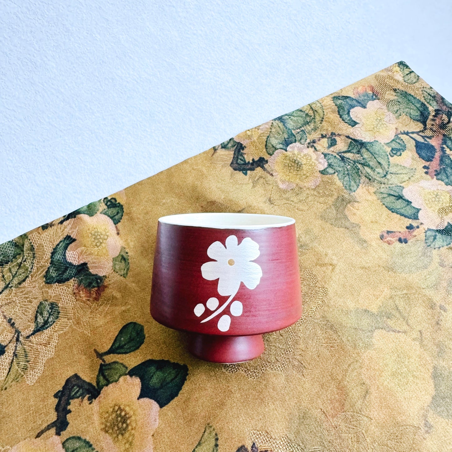 THE KOHIKI PLUM BLOSSOM TEACUP